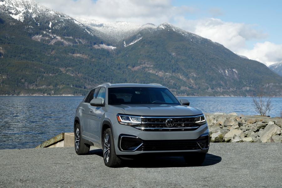  Volkswagen Atlas Cross Sport SEL R-Line 2020 года  (фото 33 из 43)